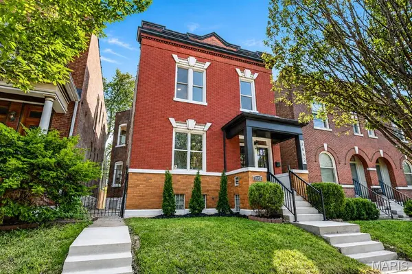 2642 Accomac ST, St Louis, MO 63104