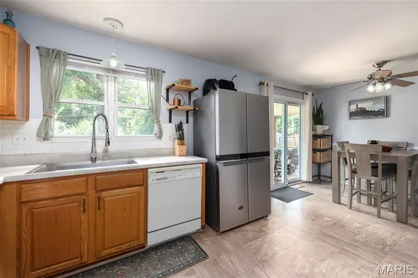 1133 Fordyce LN, St Charles, MO 63303