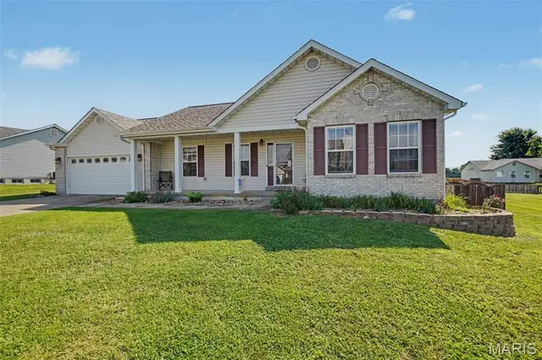 57 Dean Wells CT, Warrenton, MO 63383