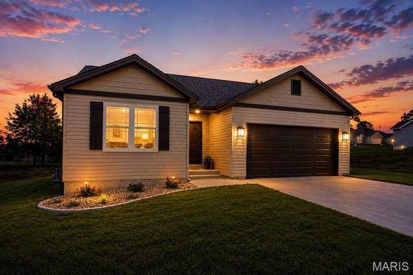 18808 Addi DR, Warrenton, MO 63383