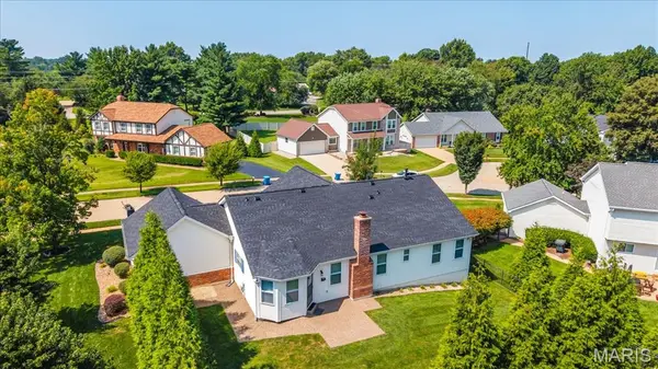 1346 Cherry Glen CT, Chesterfield, MO 63017