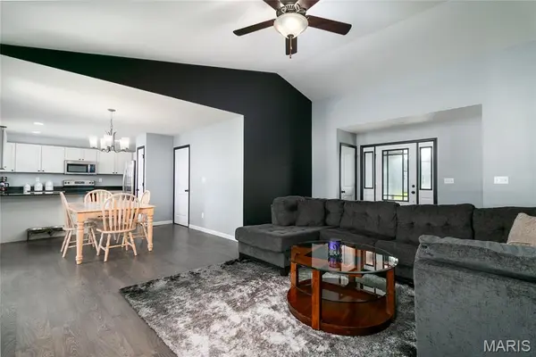 505 Lakewood DR, Moscow Mills, MO 63362