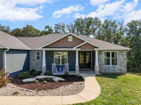 1402 Circle Hill DR, Hillsboro, MO 63050