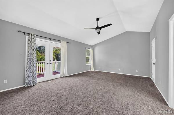170 Autumn Chase DR, O'fallon, MO 63366