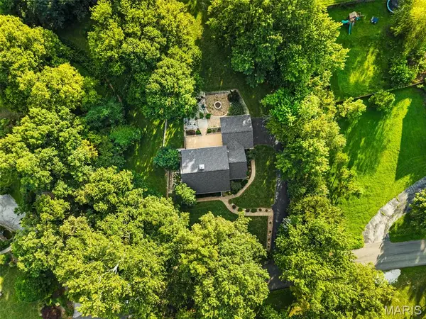 505 Bridle Path LN, O'fallon, MO 63366