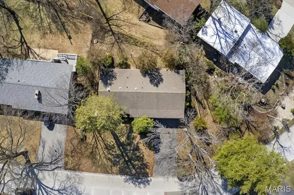 141 Meadowlark DR, St Louis, MO 63146