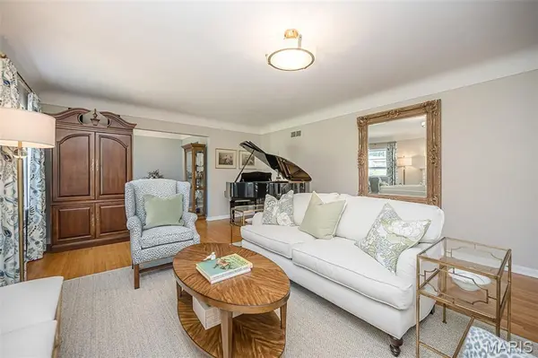 22 Marsally DR, Westwood, MO 63131