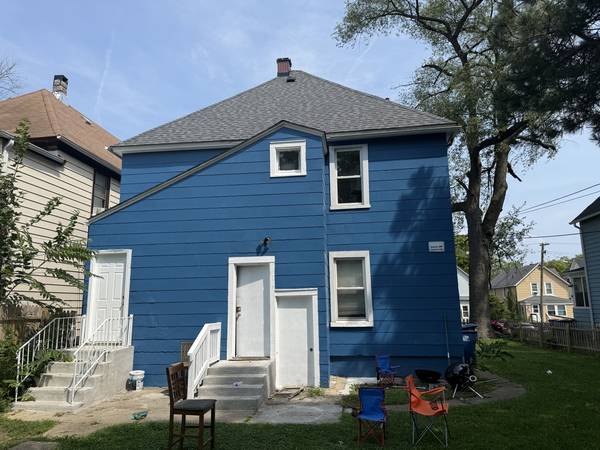 706 Martin Luther King DR, Waukegan, IL 60085