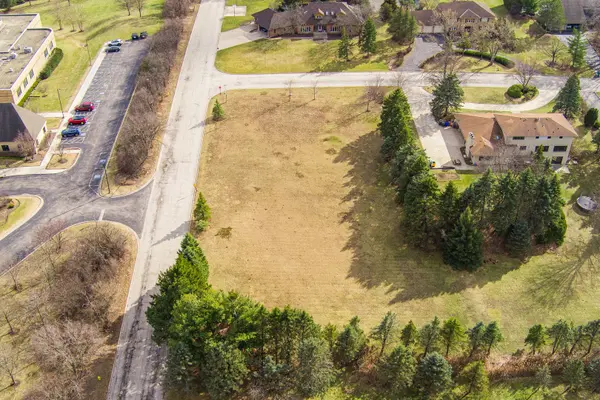 10 Country Manor LN, Orland Park, IL 60467