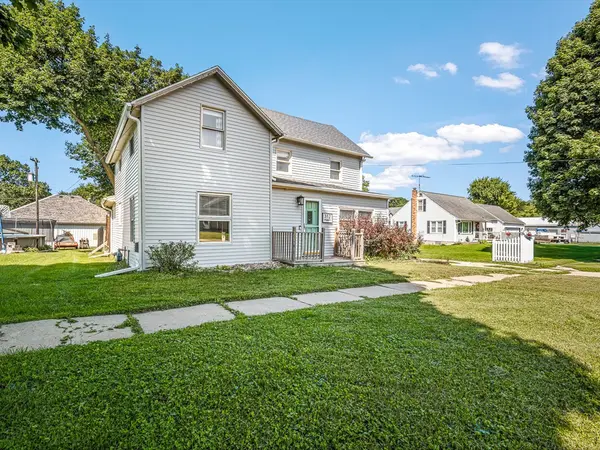 312 N Stanton ST, Davis, IL 61019