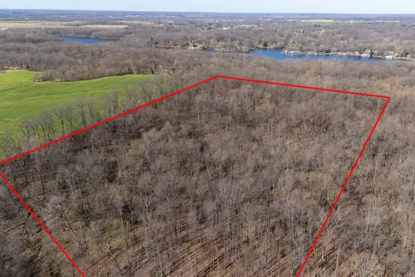 1100 Harrisburg Lake RD, Raleigh, IL 62977