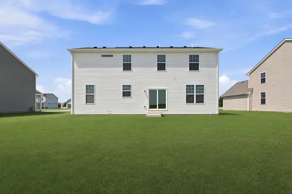 176 Blazing Star TRL, Oswego, IL 60543