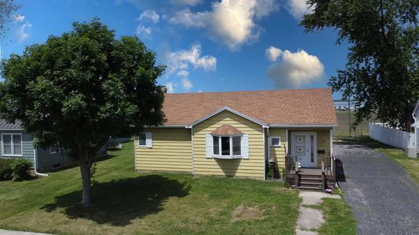 111 W Mckinley AVE, Milford, IL 60953