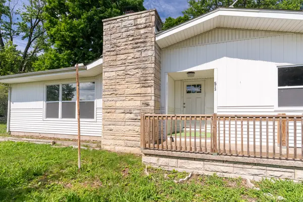 513 N 5th ST, Vienna, IL 62909