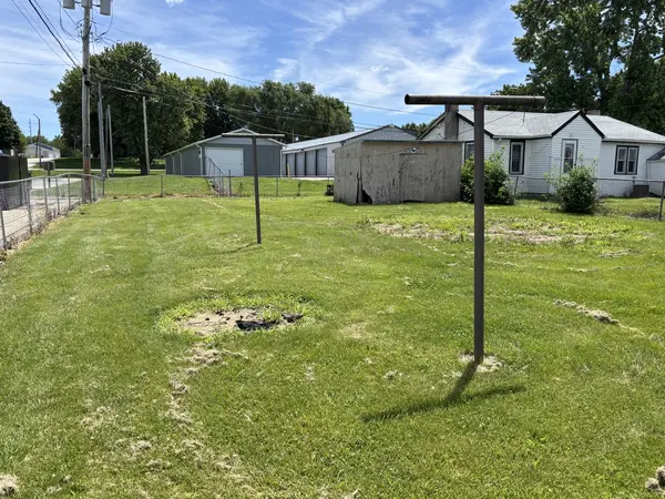 104 5th ST, Colona, IL 61241