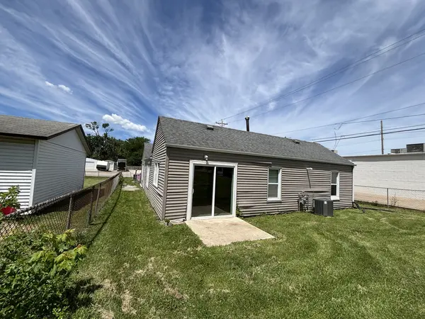 104 5th ST, Colona, IL 61241
