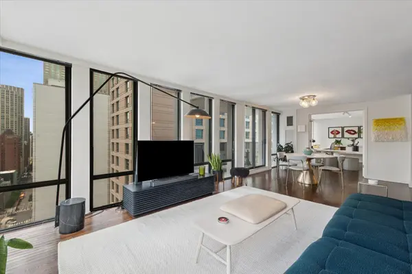 200 E Delaware PL #24F, Chicago, IL 60601