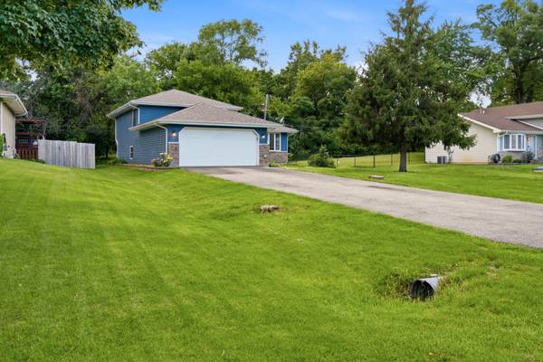 0N140 Sarana AVE, West Chicago, IL 60185