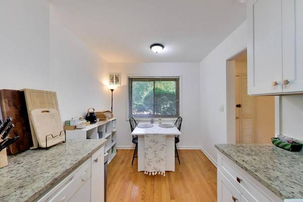 1304 Central AVE, Wilmette, IL 60091