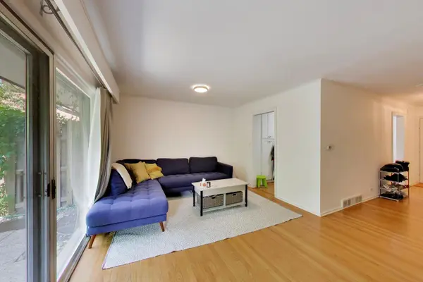 1304 Central AVE, Wilmette, IL 60091