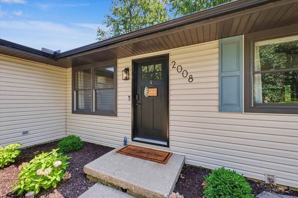 2008 Park Ridge DR, Urbana, IL 61802