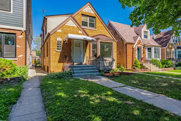 1935 N Natoma AVE, Chicago, IL 60707