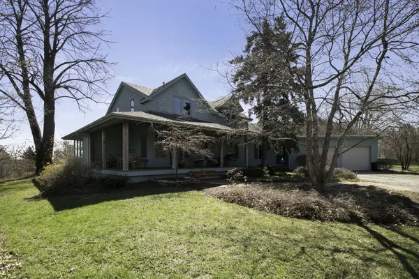 859 Old Kirk RD, Geneva, IL 60134