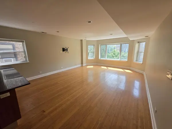 1748 E 73RD PL #2E, Chicago, IL 60649
