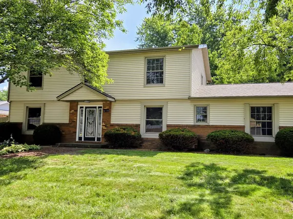 610 Dorset CIR, St. Joseph, IL 61873