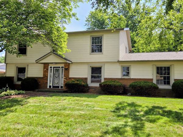 610 Dorset CIR, St. Joseph, IL 61873