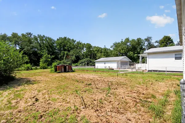 210 E Liberty ST, Petersburg, IL 62675