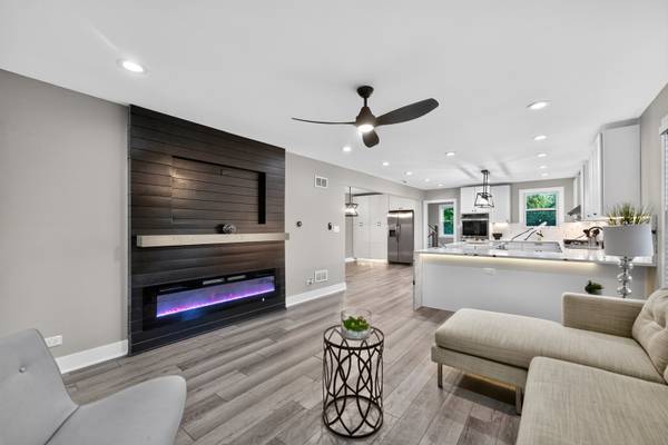 741 S Ardmore AVE, Villa Park, IL 60181