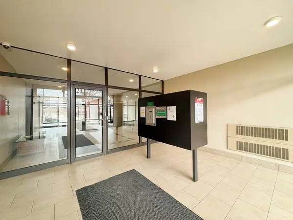 3021 S Michigan AVE #306, Chicago, IL 60616