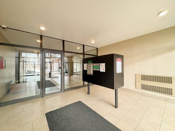 3021 S Michigan AVE #306, Chicago, IL 60616