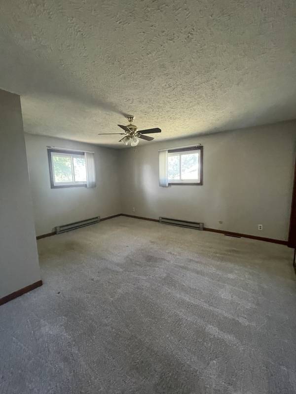 136 N St. Louis ST, Elwood, IL 60421