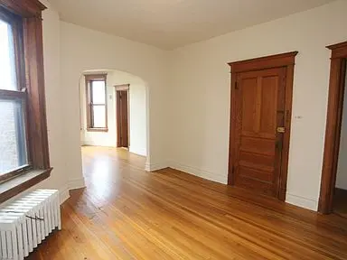 3339 N Seminary AVE #3, Chicago, IL 60657