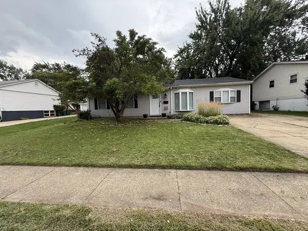 219 Murphy DR, Romeoville, IL 60446