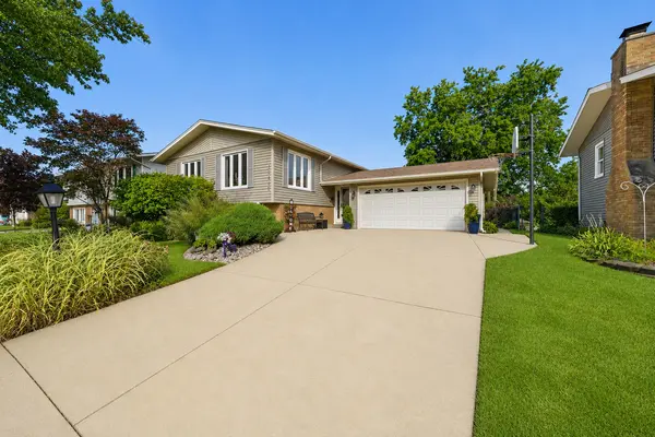 15440 Alameda AVE, Oak Forest, IL 60452