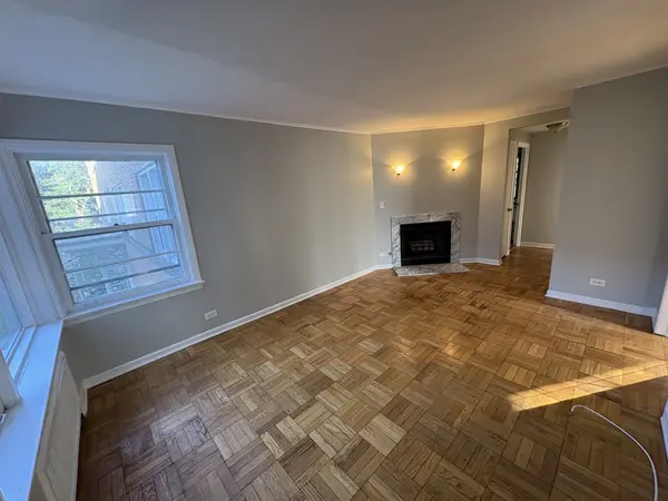 524 Michigan AVE #1S, Evanston, IL 60202