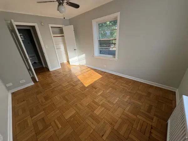 524 Michigan AVE #1S, Evanston, IL 60202