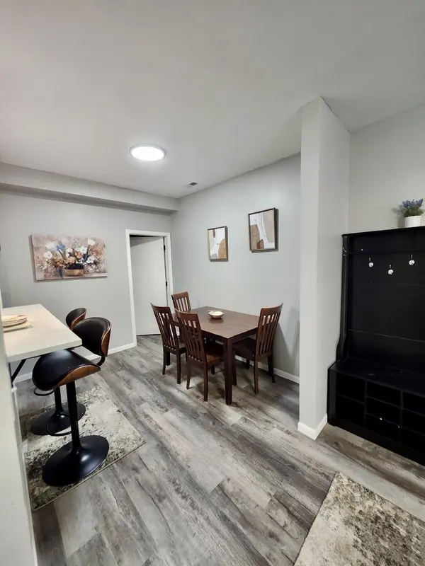 2315 E 70th PL #213, Chicago, IL 60649