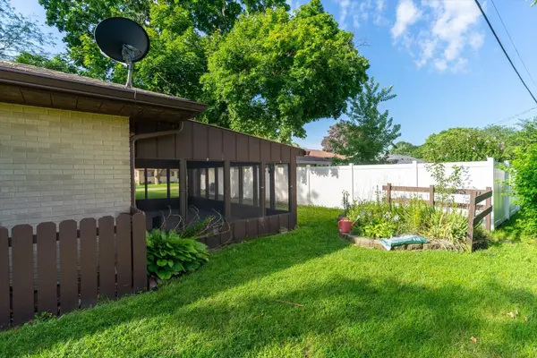 2304 Plum ST, Peru, IL 61354
