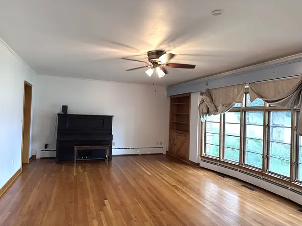 503 4th ST, Maquoketa, IA 52060