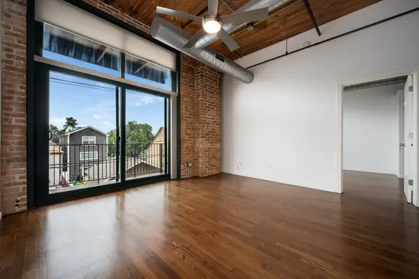 3500 S Sangamon ST #208, Chicago, IL 60609