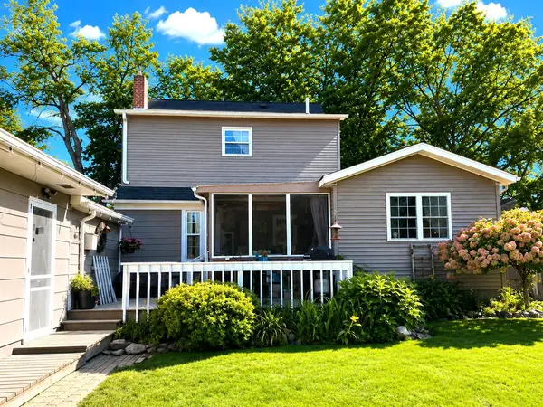 404 W Park ST, Morrison, IL 61270