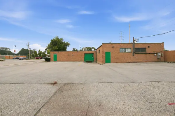 800 E 31st ST, La Grange Park, IL 60526