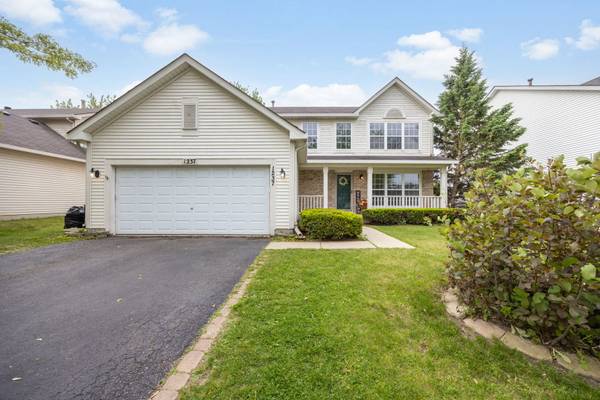 1237 E Greystone DR, Round Lake Beach, IL 60073