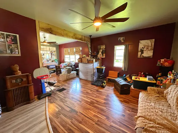 401 S Jackson ST, Flanagan, IL 61740