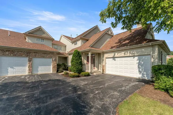 21332 Windy Hill DR, Frankfort, IL 60423