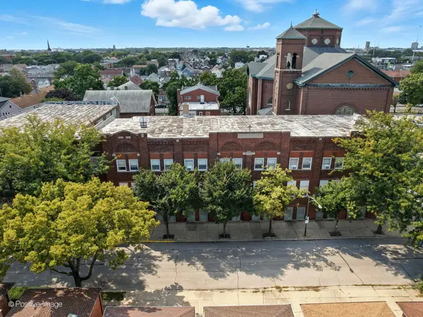 2812 S Quinn ST, Chicago, IL 60608